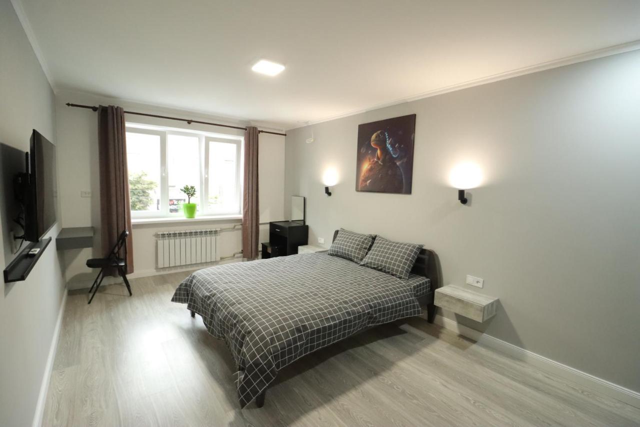 Appartement Cosmos à Ternopil Extérieur photo